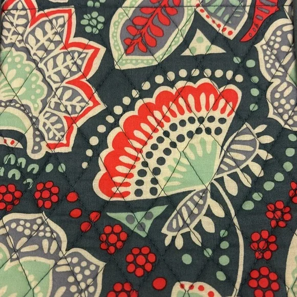 Vera Bradley Tote Bag - Picture 4 of 8